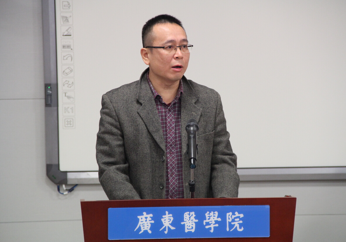 教师代表许逢明教授发言